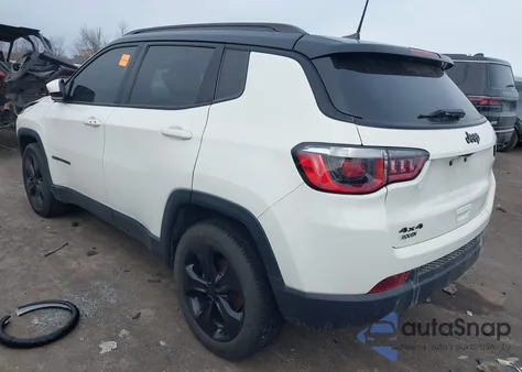 2019 Jeep Compass Altitude 4X4 z USA, uszkodzony, nr VIN 3C4NJDBB7KT648594